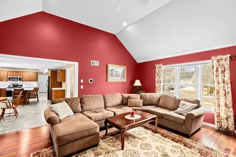 45 Culloden Dr, Canton, MA 02021 photo 10