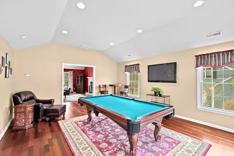 45 Culloden Dr, Canton, MA 02021 photo 13