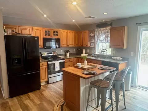 52 Chartwell Dr, Bourne, MA 02532 photo 4