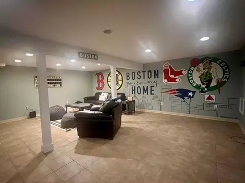 52 Chartwell Dr, Bourne, MA 02532 photo 12