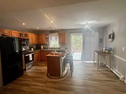 52 Chartwell Dr, Bourne, MA 02532 photo 5