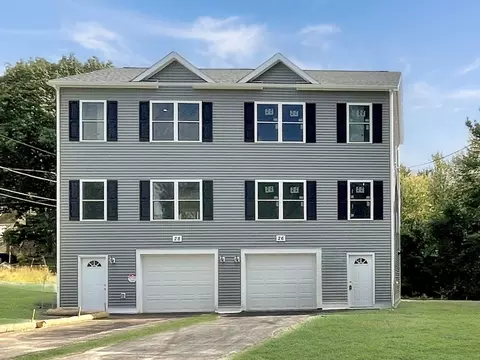 24 Apthorp St, Worcester, MA 01606