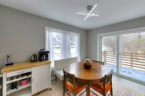 24 Apthorp St, Worcester, MA 01606 photo 6