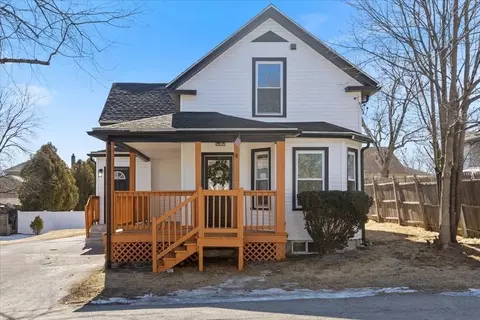 40 Suffolk St, Bellingham, MA 02019