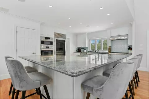 Kitchen - 1460 S County Rd, Barnstable, MA 02655 photo 3 of 4