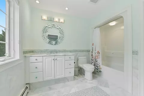 Bath - 1460 S County Rd, Barnstable, MA 02655 photo 4 of 4