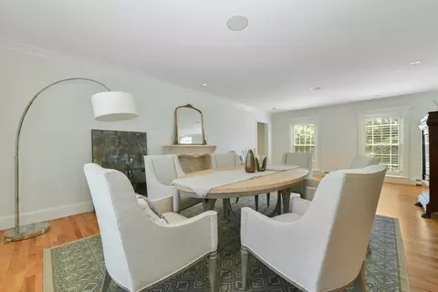 Dining - 1460 S County Rd, Barnstable, MA 02655 photo 1 of 2