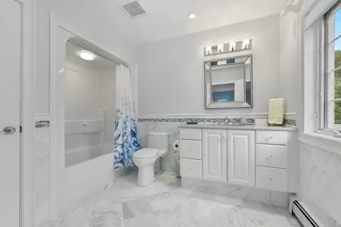 Bath - 1460 S County Rd, Barnstable, MA 02655 photo 3 of 4