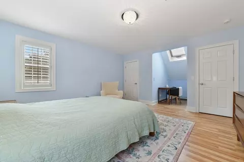 Bedroom - 1460 S County Rd, Barnstable, MA 02655 photo 3 of 4