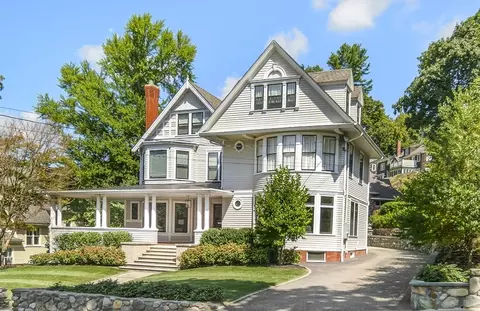 12 Prospect St, Winchester, MA 01890
