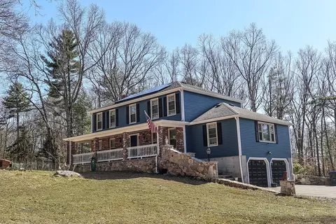 19 Neck Hill Rd, Mendon, MA 01756