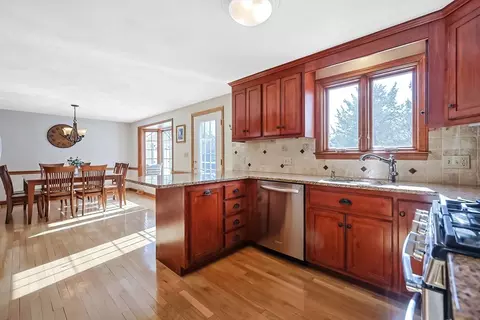 5 Taft Dr, Franklin, MA 02038 photo 10