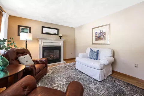 5 Taft Dr, Franklin, MA 02038 photo 17