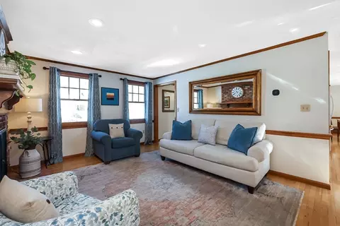 5 Taft Dr, Franklin, MA 02038 photo 6
