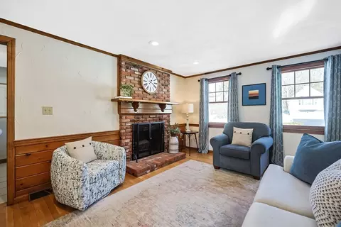 5 Taft Dr, Franklin, MA 02038 photo 5