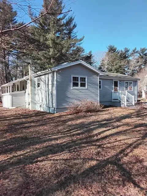 419 Spring St, Hanson, MA 02341 photo 3