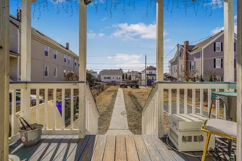 500 Birch St, Fall River, MA 02724 photo 9