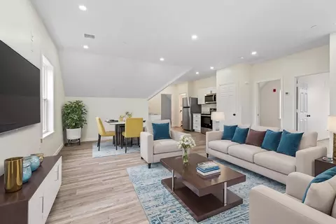 20 Graham St #4, Gardner, MA 01440