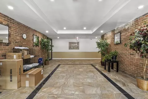 Entry Way - 881 Broadway #38, Everett, MA 02149 photo 1 of 1