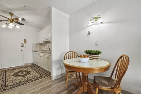 Dining - 881 Broadway #38, Everett, MA 02149 photo 1 of 1
