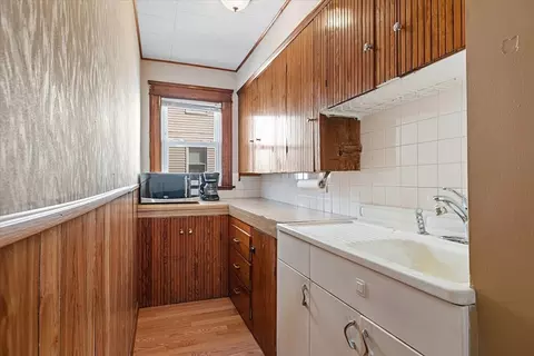 Kitchen - 17 5th Ave, Worcester, MA 01607 photo 4 of 4