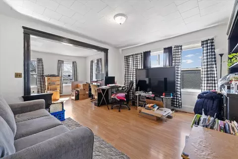 Living - 17 5th Ave, Worcester, MA 01607 photo 6 of 6