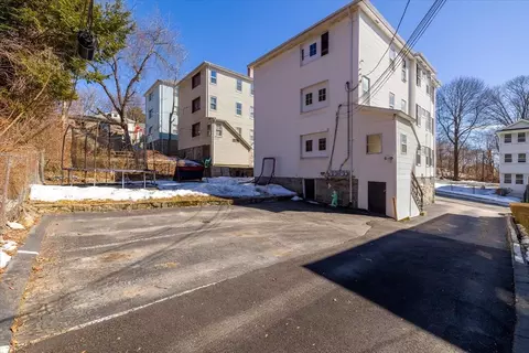Exterior - 17 5th Ave, Worcester, MA 01607 photo 3 of 3