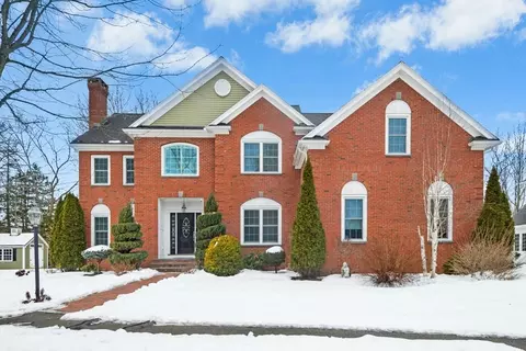 1 Patriot Cir, Wakefield, MA 01880