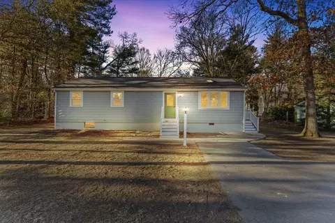 95 Forest St, Bridgewater, MA 02324