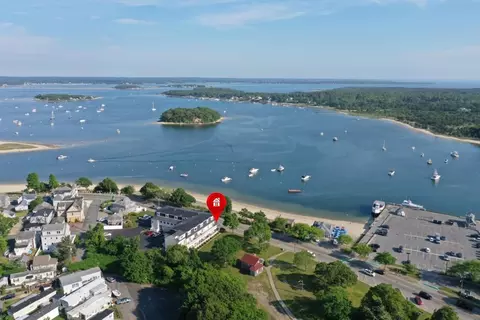 185 Onset Ave #C, Wareham, MA 02558 photo 4