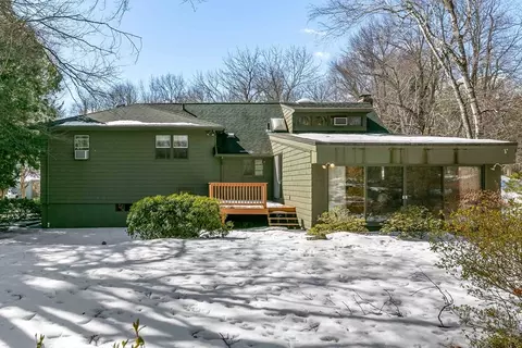 11 Dick Dr, Worcester, MA 01609 photo 4