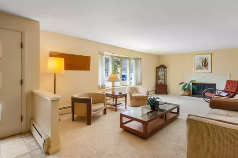 11 Dick Dr, Worcester, MA 01609 photo 10