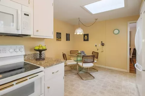 11 Dick Dr, Worcester, MA 01609 photo 22