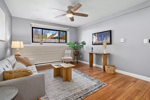 Living - 35 Bayview Ter #3, Danvers, MA 01923 photo 2 of 5
