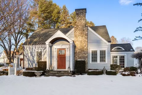 238 Brigham Hill Rd, Grafton, MA 01536