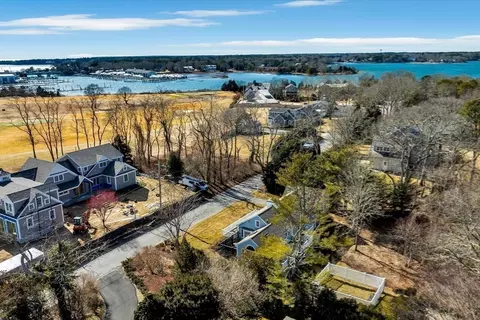 126 Bayst, Osterville, MA 02655 photo 25