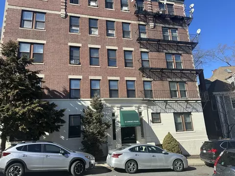 31 Orkney #32, Brighton, MA 02135