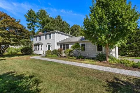 115 Victoria Rd, Sudbury, MA 01776