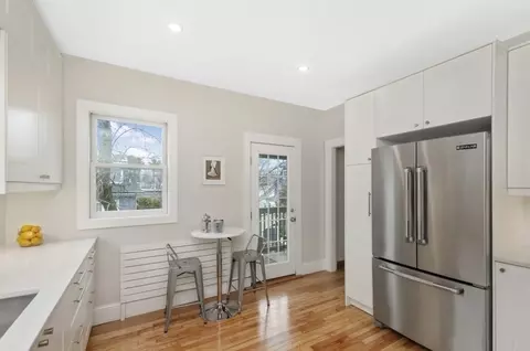 41 Ackers Ave #2, Brookline, MA 02445 photo 10