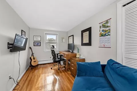 41 Ackers Ave #2, Brookline, MA 02445 photo 18
