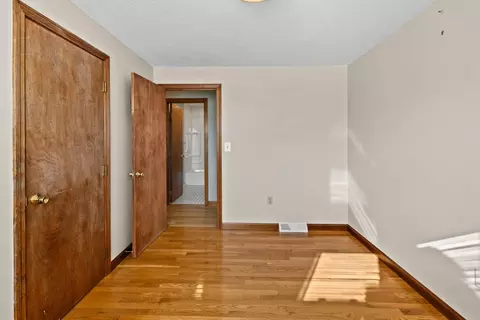 820 Oak Grove Ave, Fall River, MA 02720 photo 19
