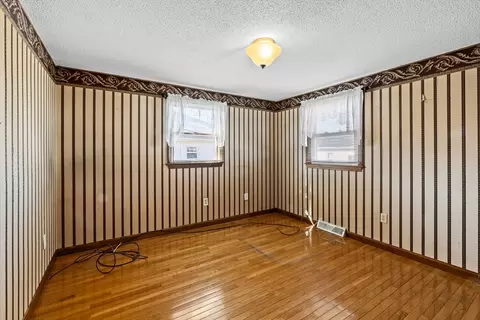 820 Oak Grove Ave, Fall River, MA 02720 photo 22