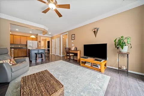 Living - 75 Augustus Ct #1010, Reading, MA 01867 photo 3 of 3