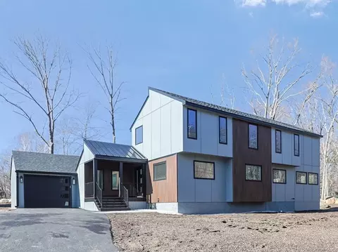 116 Oak Hill Dr, Sharon, MA 02067