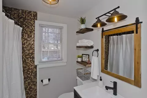 191 Pheland, Springfield, MA 01109 photo 14