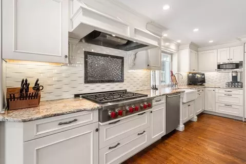 45 Heritage Dr, Walpole, MA 02081 photo 8