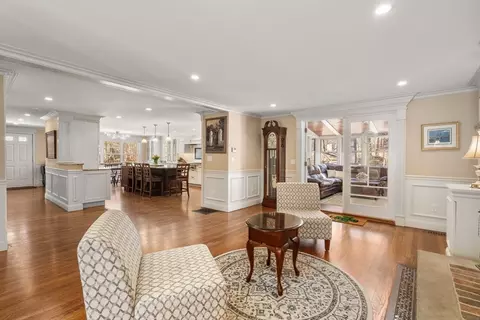 45 Heritage Dr, Walpole, MA 02081 photo 3