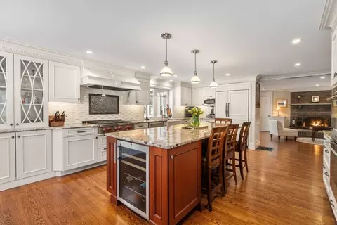 45 Heritage Dr, Walpole, MA 02081 photo 9