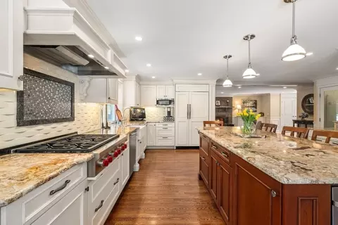 45 Heritage Dr, Walpole, MA 02081 photo 7