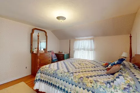 Bedroom - 157 Gillette Ave, Springfield, MA 01118 photo 9 of 9